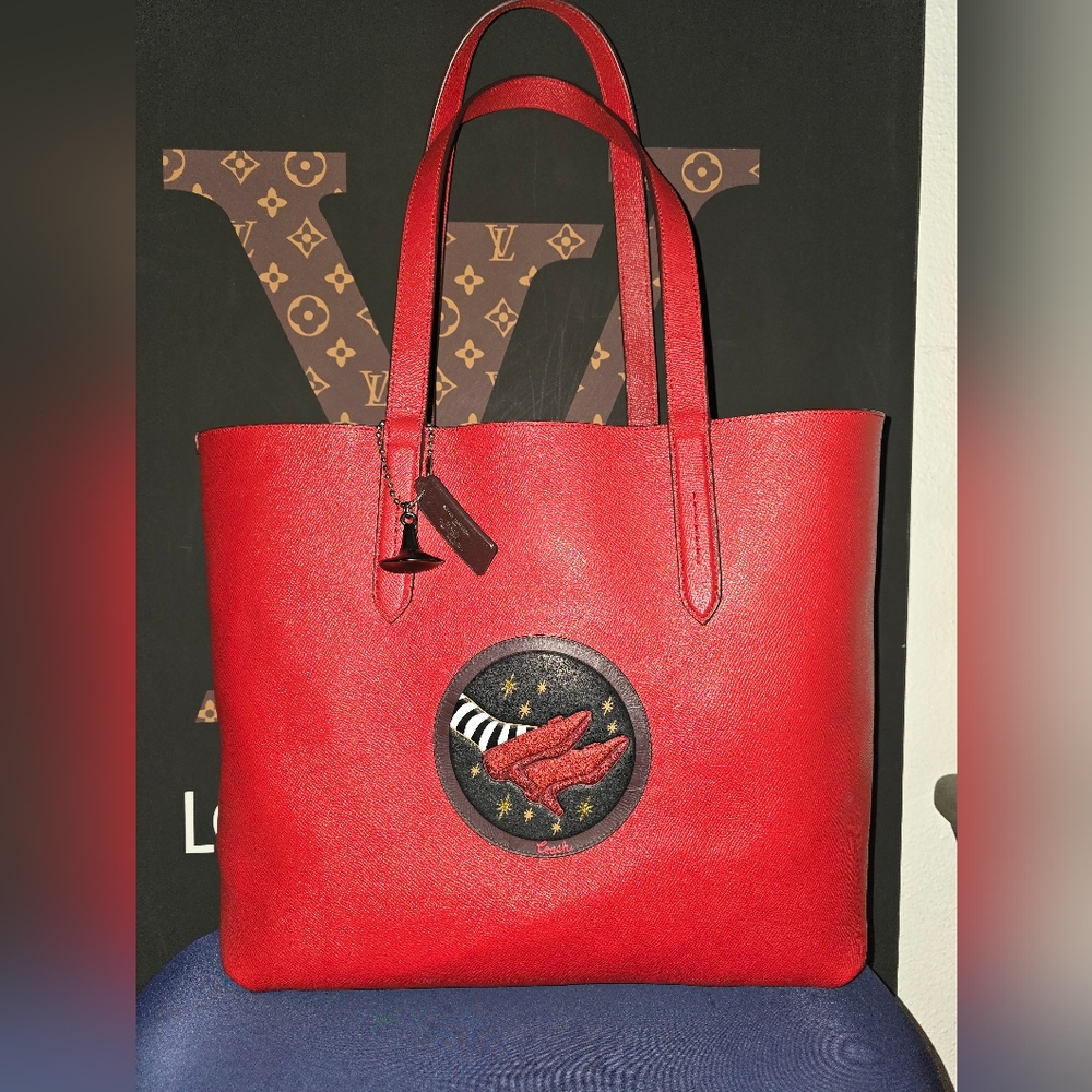 Coach guc wizard of oz cross grain leather highline tote